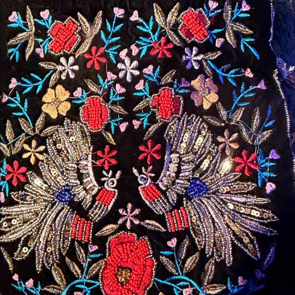 $259 MSRP - Ramla MUMBAI Hand-Embroidered Bag - BLACK, GOLD & MULTICOLOR Floral - Picture 4 of 4